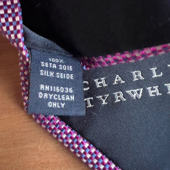 Charles Tyrwhitt polkadot 100% silk tie 62" L 3.5" W purple white classic - Picture 6 of 6